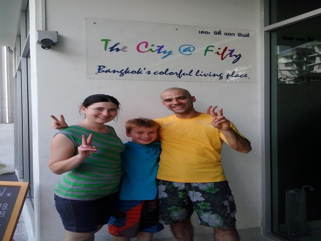 The City At Fifty バンコク都 エクステリア 写真